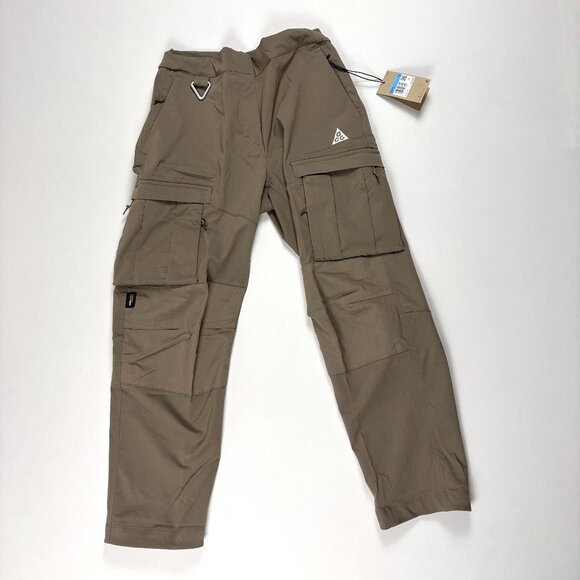 Nike ACG Womens Smith Summit Cargo Pants Sz M NWT High Rise Crop Length